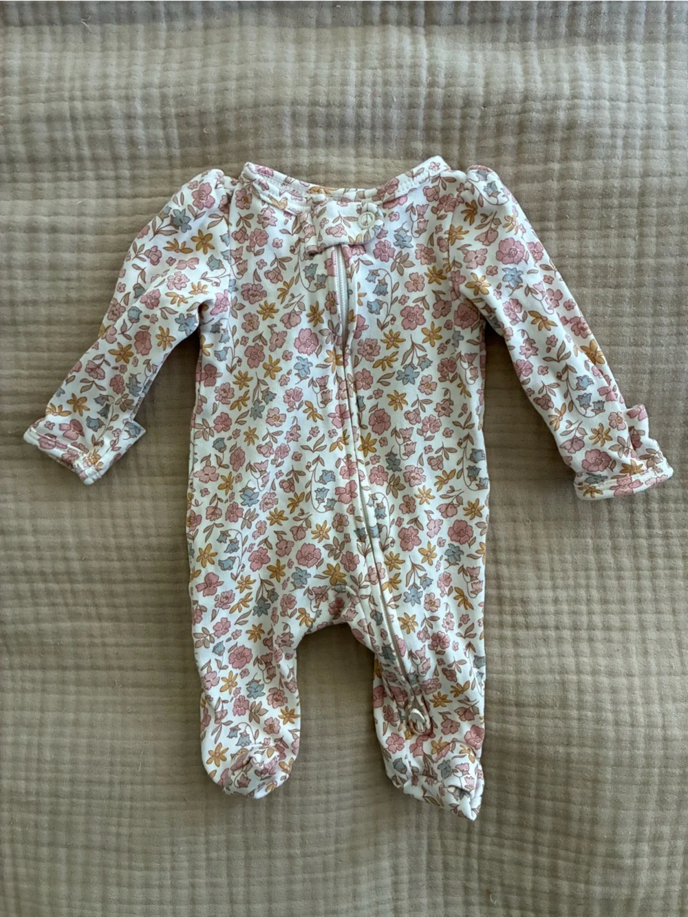 Carter’s Premie Girls bundle of 10